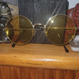Vintage Gold-Toned Round Sunglasses